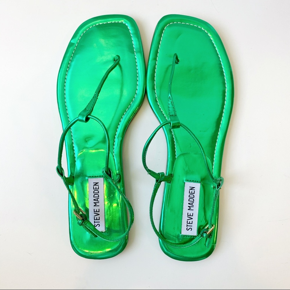 Adorable Steve Madden Sandals!!
